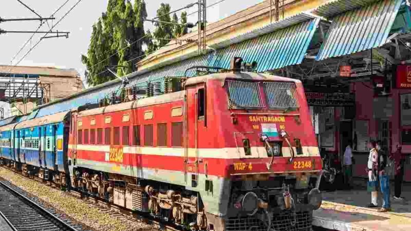 उत्तराखंड को मिली एक और ट्रेन, CM धामी ने जताया आभार