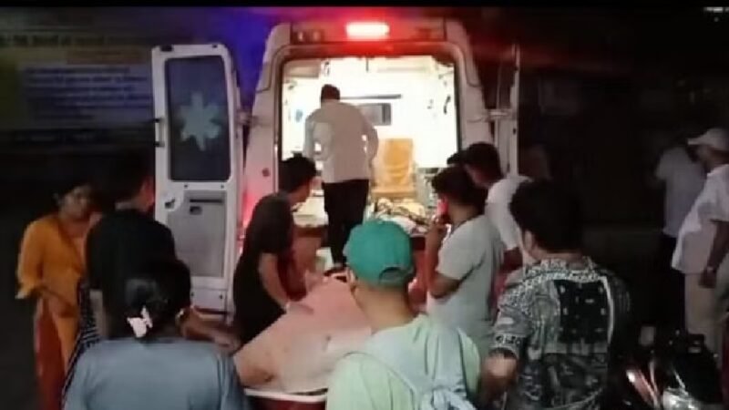 उत्तराखंड : खाई में गिरी कार, पांच महीने के बच्चे की मौत