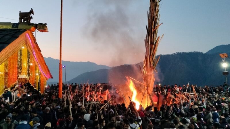 लोकपर्व देवलांग : पुराणों से जुड़ी कथा और लोक परंपरा का महापर्व…तुम बी आयाण देवलांगी