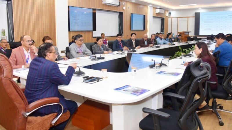 Highlight : डिजिटलीकरण की बाधाओं को लेकर सचिव वित्त के निर्देश, आपसी समन्वय से निकालें समाधान – Khabar Uttarakhand