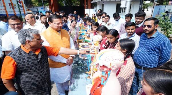 Uttarakhand : “लैब ऑन व्हील्स” के दूसरे चरण का शुभारंभ, 9 जिलों को मिली मोबाइल साइंस लैब