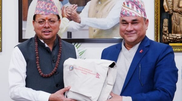 CM धामी से मिले नेपाल के सुदूर पश्चिम प्रांत के मुख्यमंत्री कमल बहादुर शाह