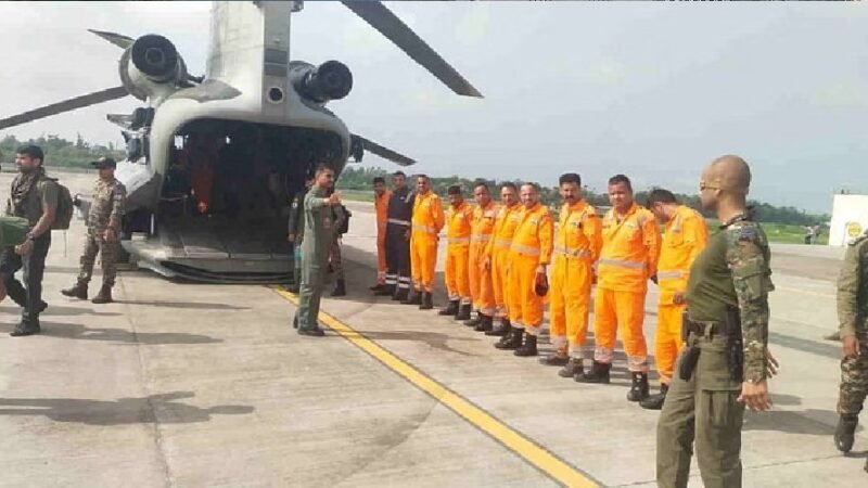 उत्तराशी धराली आपदा : राहत-बचाव अभियान का तीसरा दिन, अब तक 300 से अधिक लोगों का रेस्क्यू