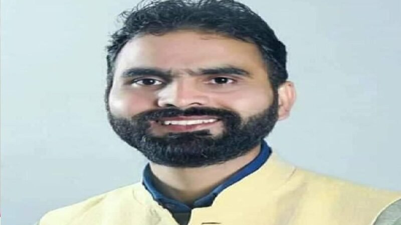 उत्तराखंड से बड़ी खबर: दीपक बिजल्वाण कुछ देर में ज्वाइन कर सकते हैं भाजपा, उत्तरकाशी की सियासत गरमाई