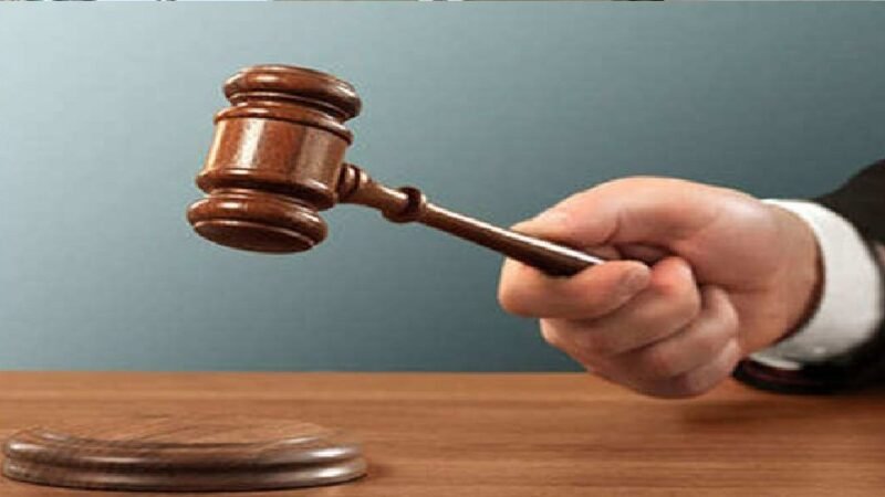 युवक की मौत के मामले में छह पुलिसकर्मियों पर हत्या का केस दर्ज