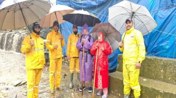 Uttarakhand Breaking : केदारनाथ यात्रा मार्ग पर लापता हुए बंगाली दंपति, SDRF ने बचाया