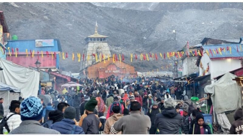 चारधाम यात्रा 2025: भाई दूज पर शीतकाल के लिए बंद हुए केदारनाथ धाम के कपाट, सीएम धामी रहे मौजूद