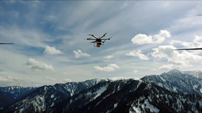 LoC के पास फिर दिखे संदिग्ध पाकिस्तानी ड्रोन, इंडियन आर्मी की गोलीबारी