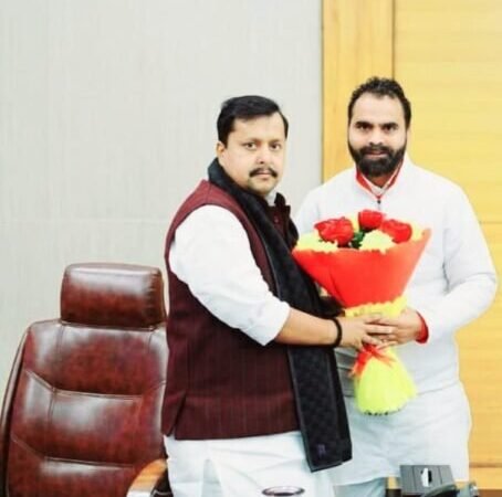 उत्तराखंड: दीपक बिजल्वाण ने BJP राष्ट्रीय अध्यक्ष नितिन नबीन से की मुलाकात, समसामयिक मुद्दों पर चर्चा, यमुनोत्री में कमल खिलाने का वादा