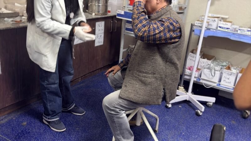 प्रारंभिक शिक्षा निदेशक अजय कुमार नौडियाल पर जानलेवा हमला, बीजेपी विधायक उमेश शर्मा काऊ के समर्थकों ने कमरे में बंद कर बेरहमी से पीटा