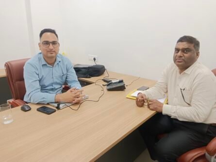 विवादों के बीच बीकेटीसी में नए वित्त नियंत्रक की तैनाती, हेम कांडपाल ने ऋषिकेश ट्रांजिट कार्यालय में संभाला कार्यभार