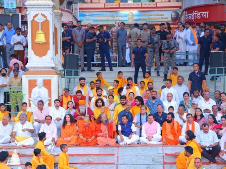 भाजपा राष्ट्रीय अध्यक्ष परमार्थ निकेतन ऋषिकेश गंगा आरती में हुए शामिल