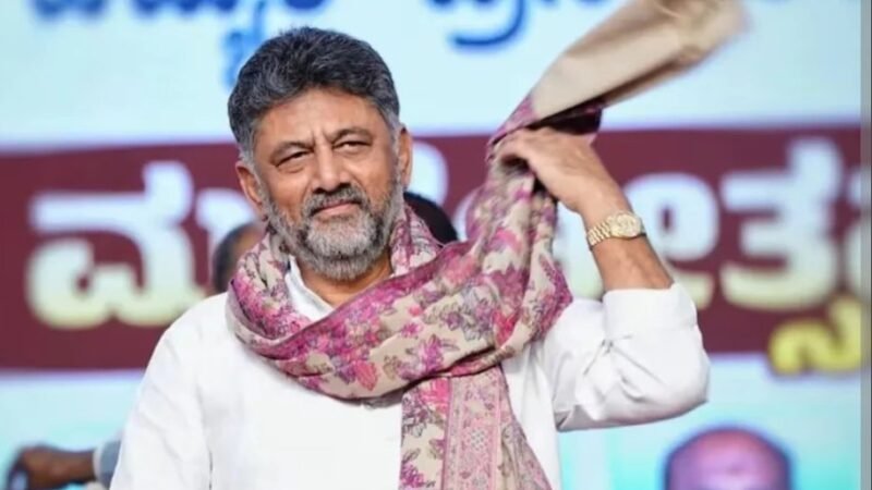 कर्नाटक में सियासी हलचल तेज, मुख्यमंत्री सिद्दरमैया ने दिया इस्तीफा