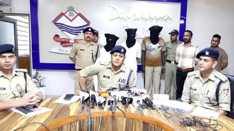 उत्तराखंड : ऑपरेशन प्रहार के तहत बड़ी कार्रवाई, कोकीन तस्करी गिरोह का भंडाफोड़