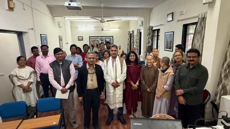 संस्कृत के वैश्विक प्रचार-प्रसार पर उत्तराखंड शासन की पहल, सचिव दीपक कुमार ने पुणे विश्वविद्यालय में किया मंथन