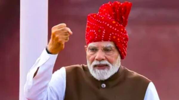 लाल किले से PM मोदी के बड़े एलान, AI ट्रेनिंग से 100 GW परमाणु ऊर्जा तक, 75 मिनट में रखा विकसित भारत का रोडमैप